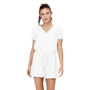 David Lerner Size X-Small Cora V-Neck Short Sleeve Romper In Ivory NWT Beachy